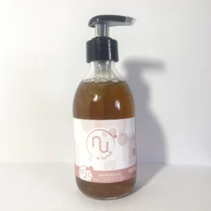 savon liquide rose poudré